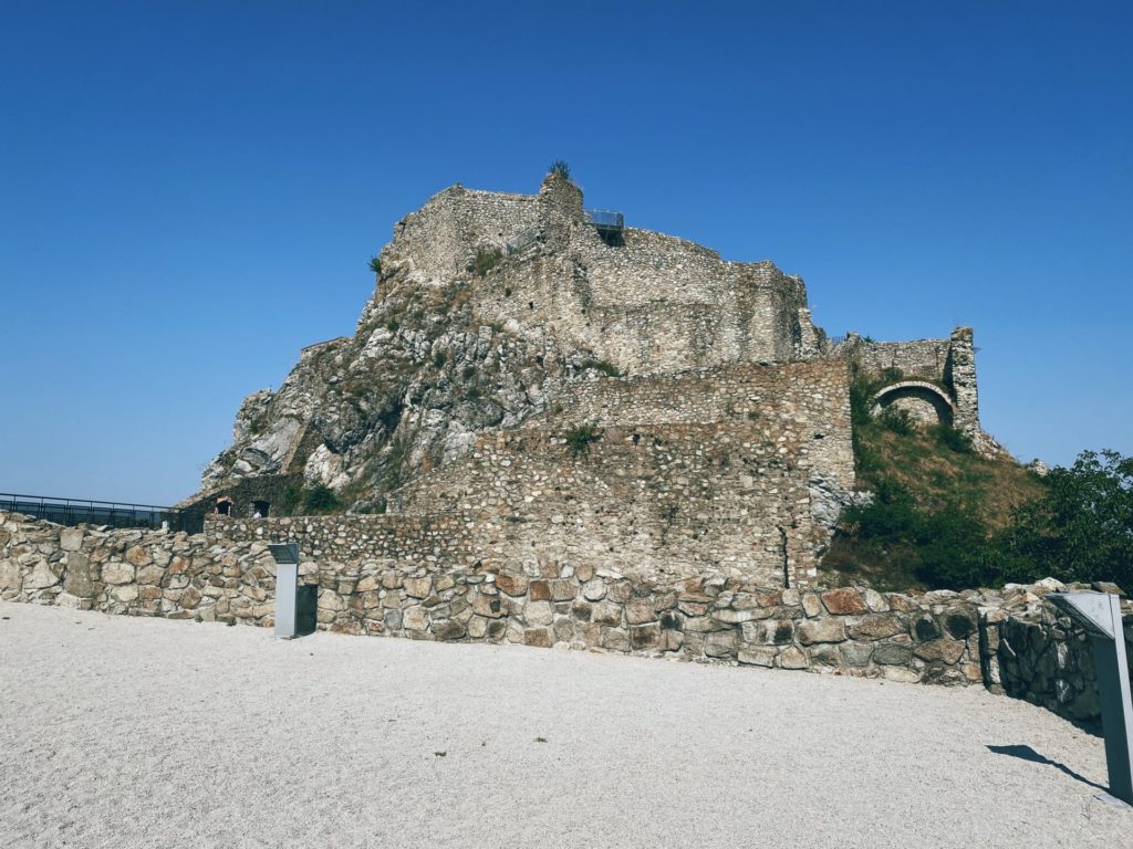 Devin Castle