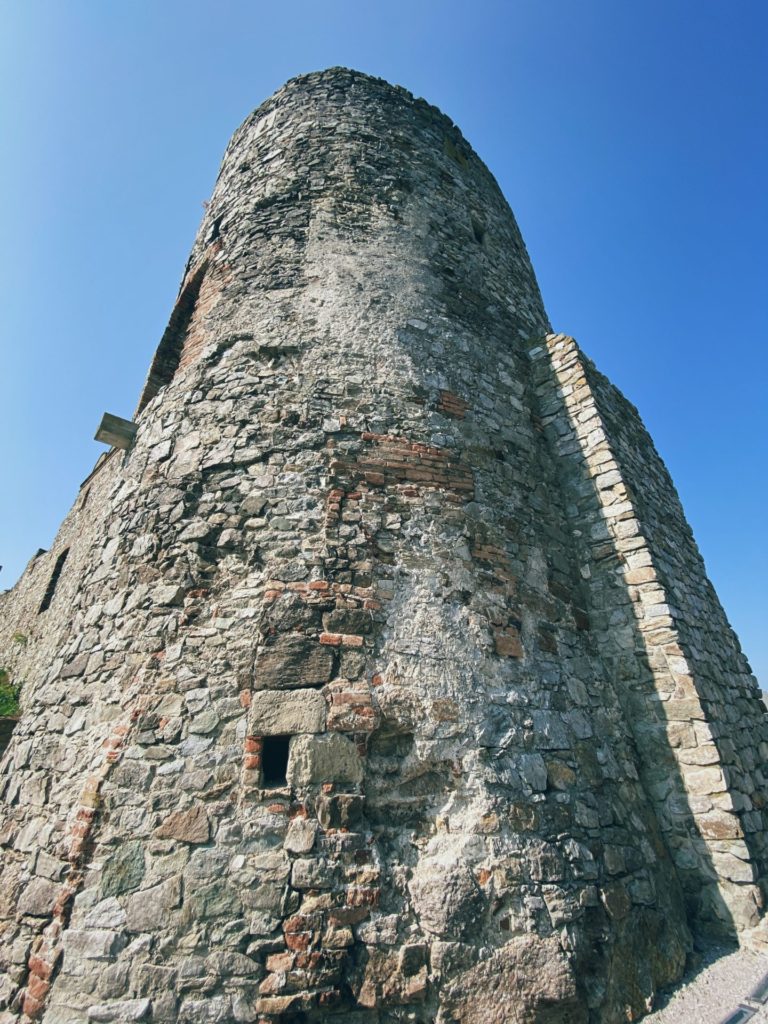 Tower devin Castle