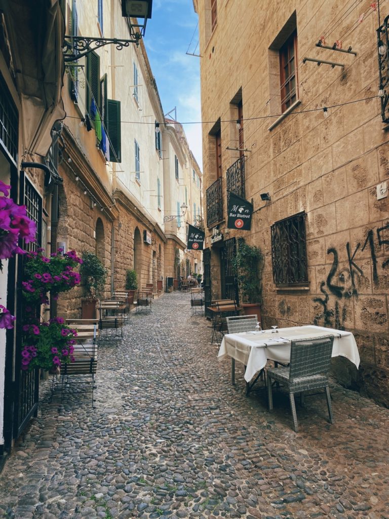 Alghero alleys