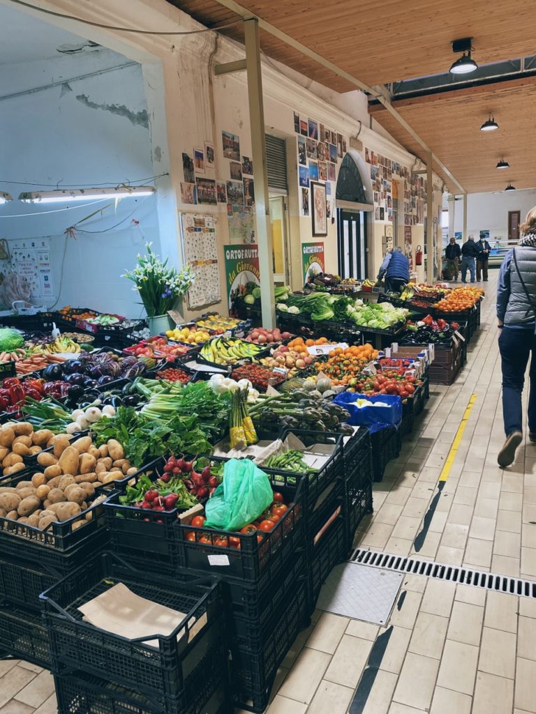 Alghero market
