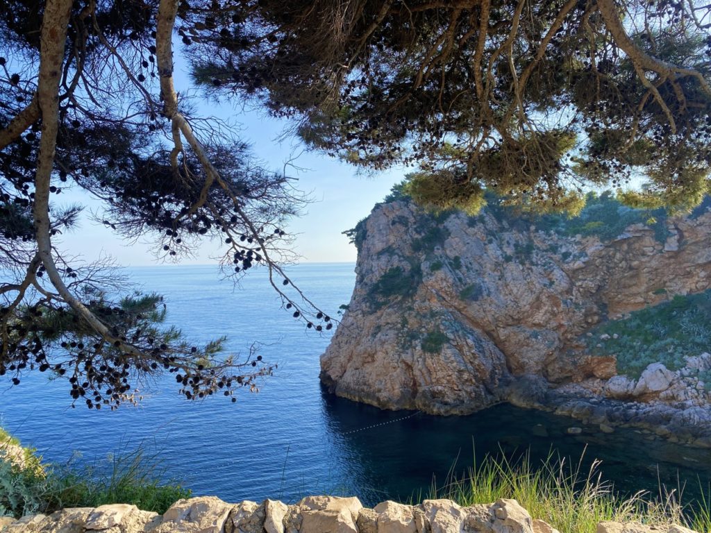 Dubrovnik fort bench