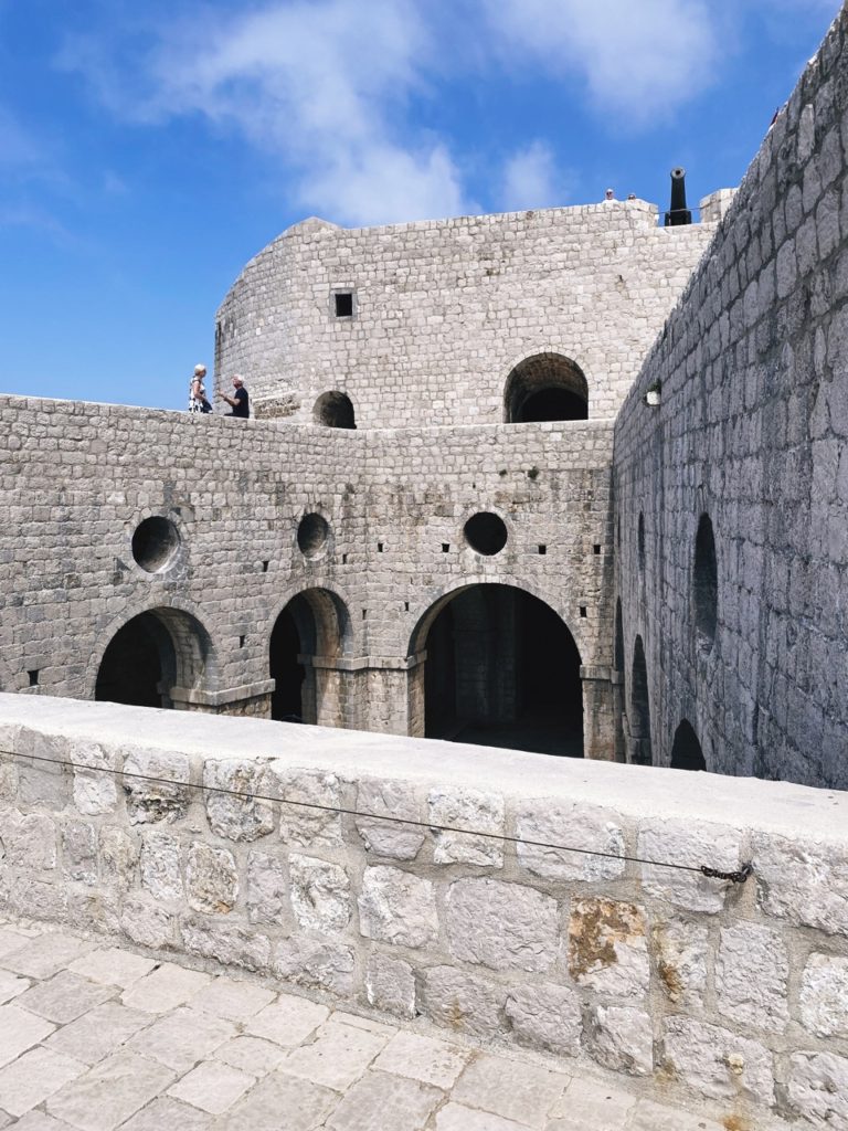 Lovrijenac fort
