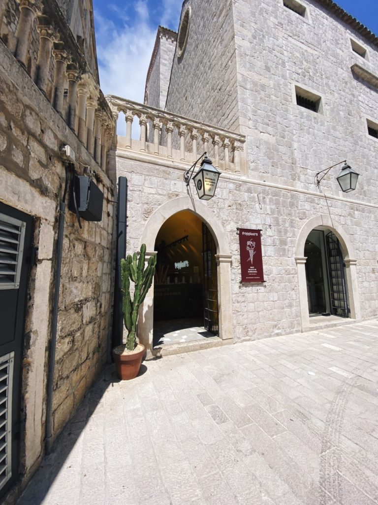 Peppinos gelato garden Dubrovnik