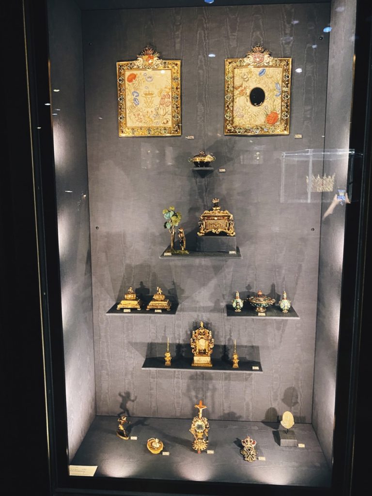 Crown jewels Rosenborg Castle copenhagen