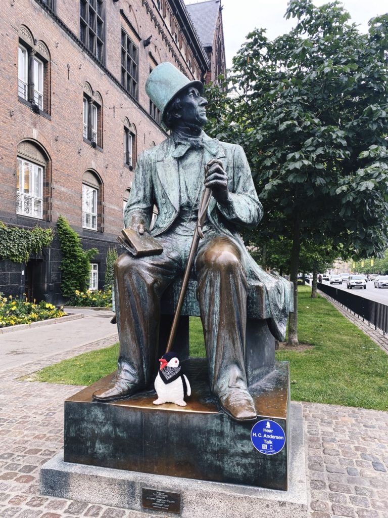 Statue of hans christian andersen Copenhagen