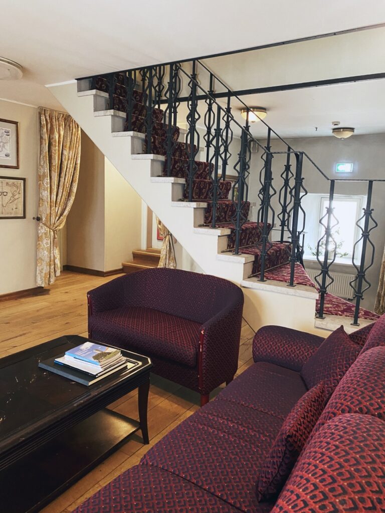 Cru hotel