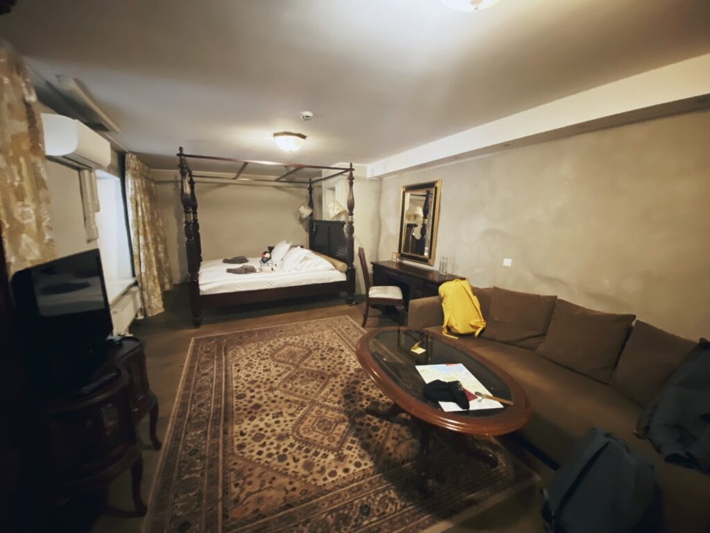 Cru hotel