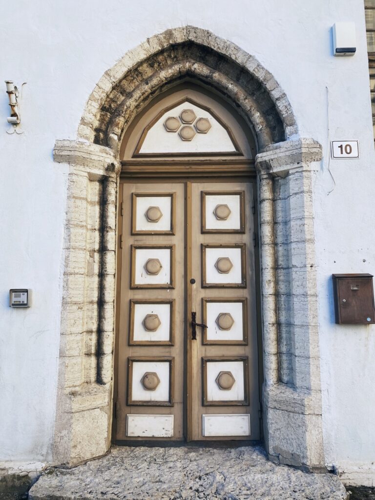 Tallinn colorful doors