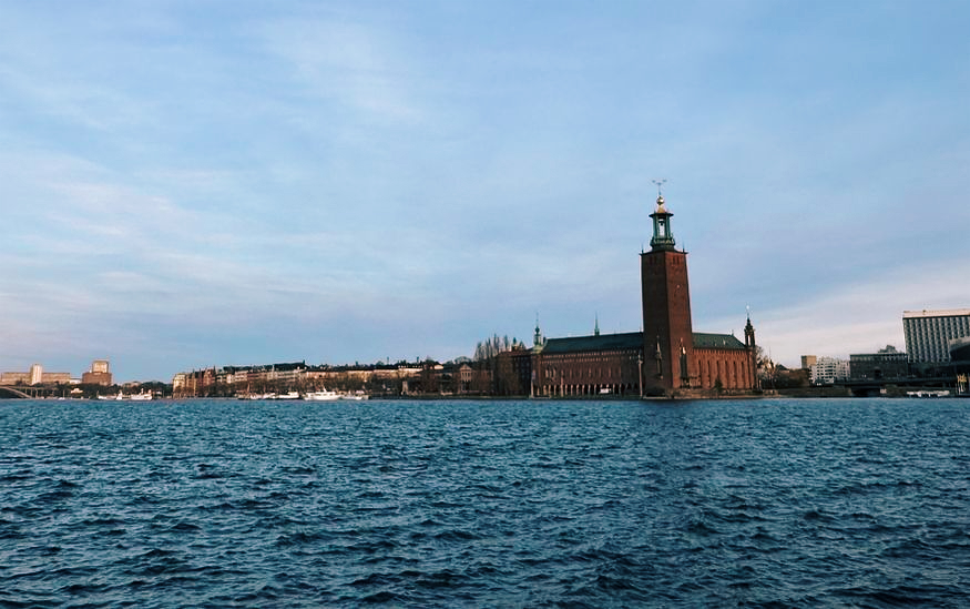 stockholm-city-hall-lifeguin-featured