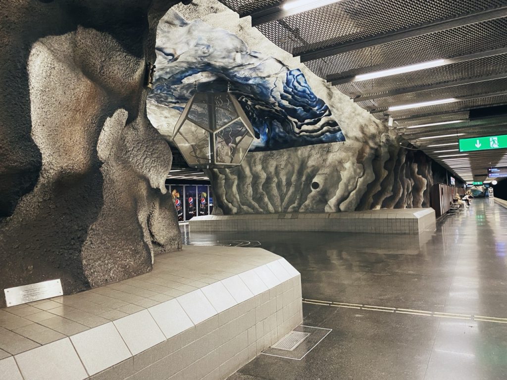 Tekniska hogskolan subway stockholm