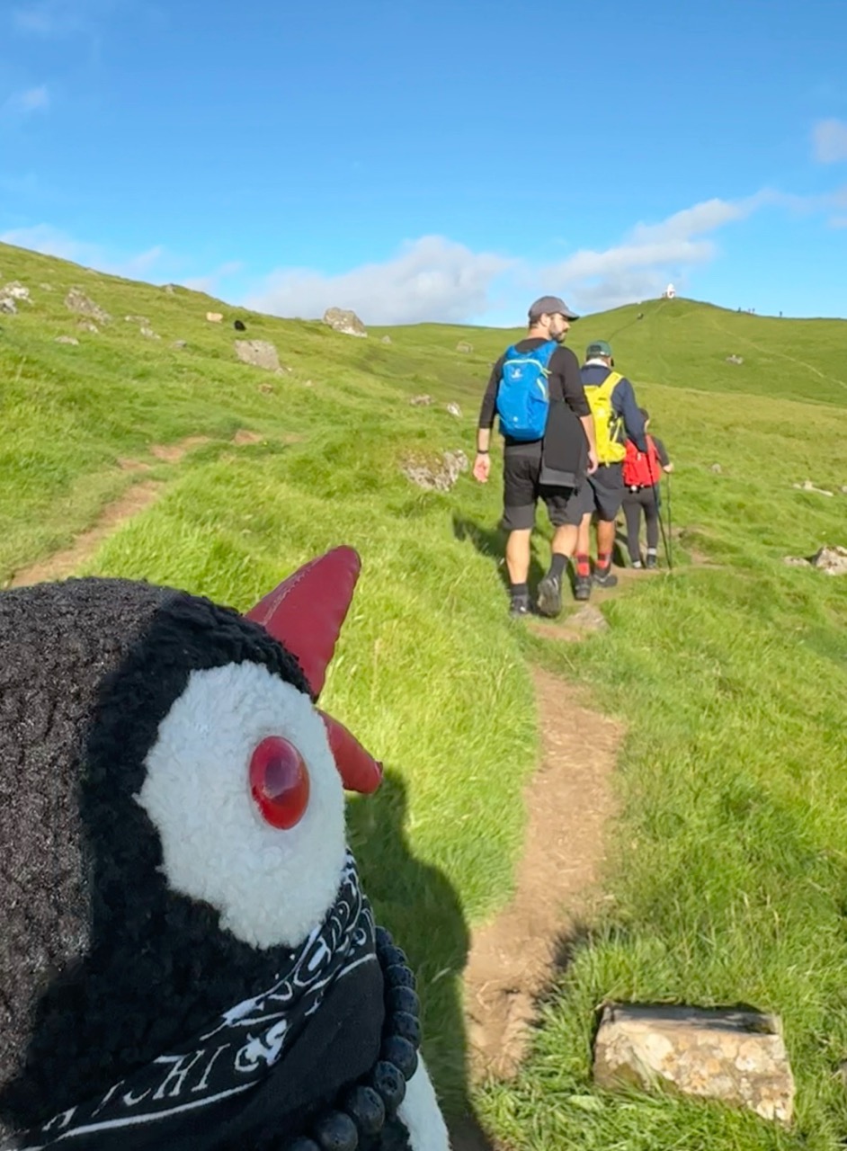 Kallur Lighthouse hike