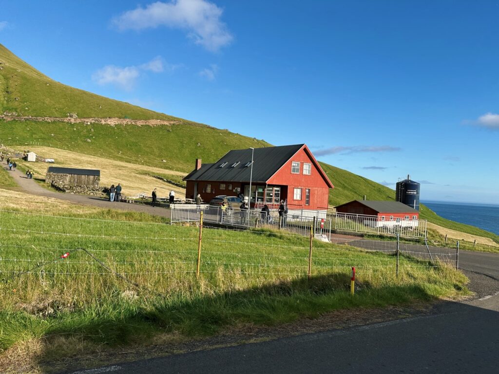 Kallur Lighthouse hike