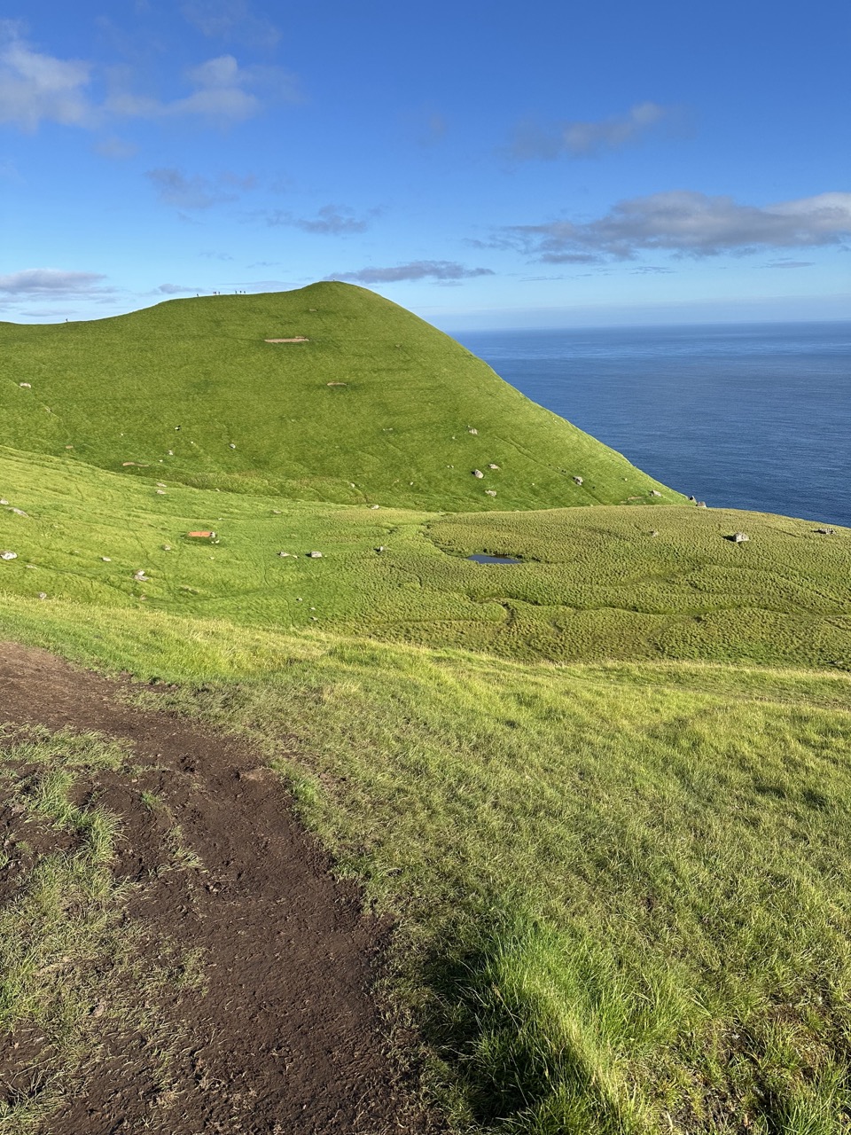 Kallur Lighthouse hike