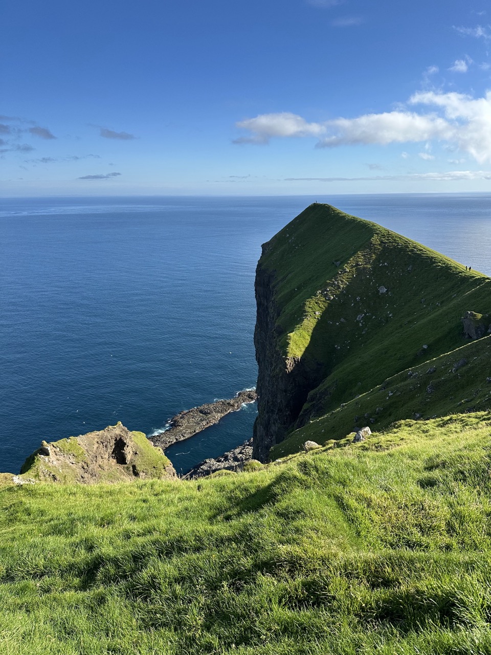 Kallur Lighthouse hike