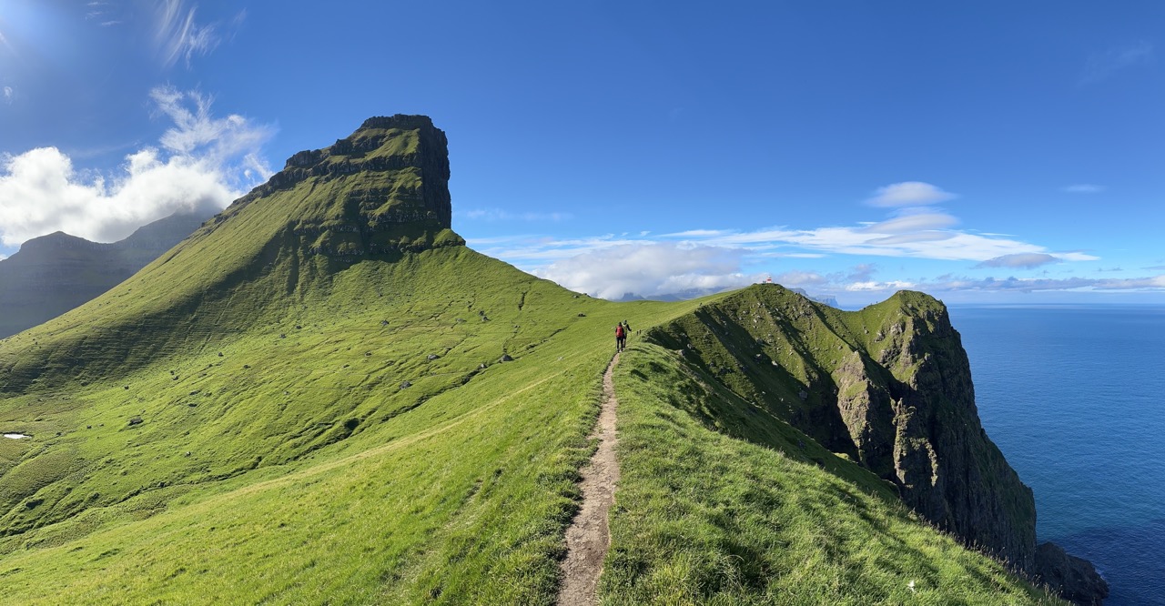 Kallur Lighthouse hike