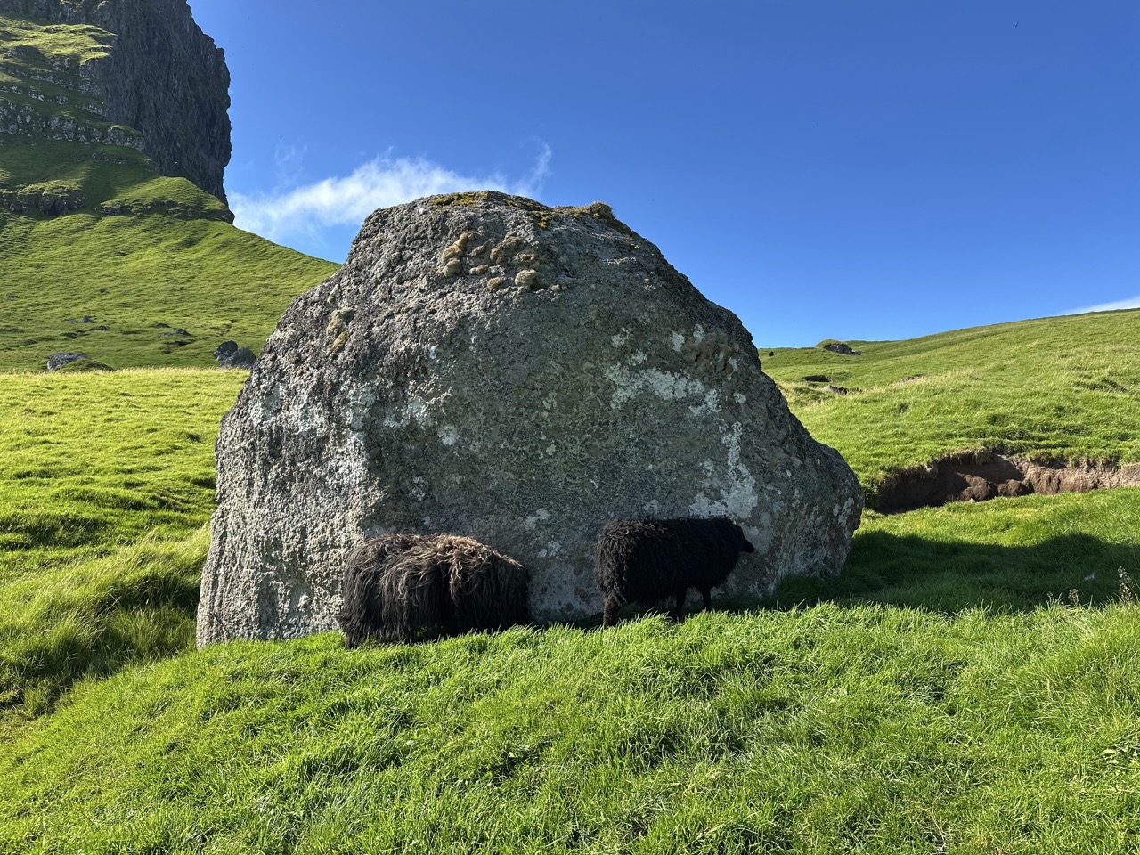 Kallur Lighthouse hike