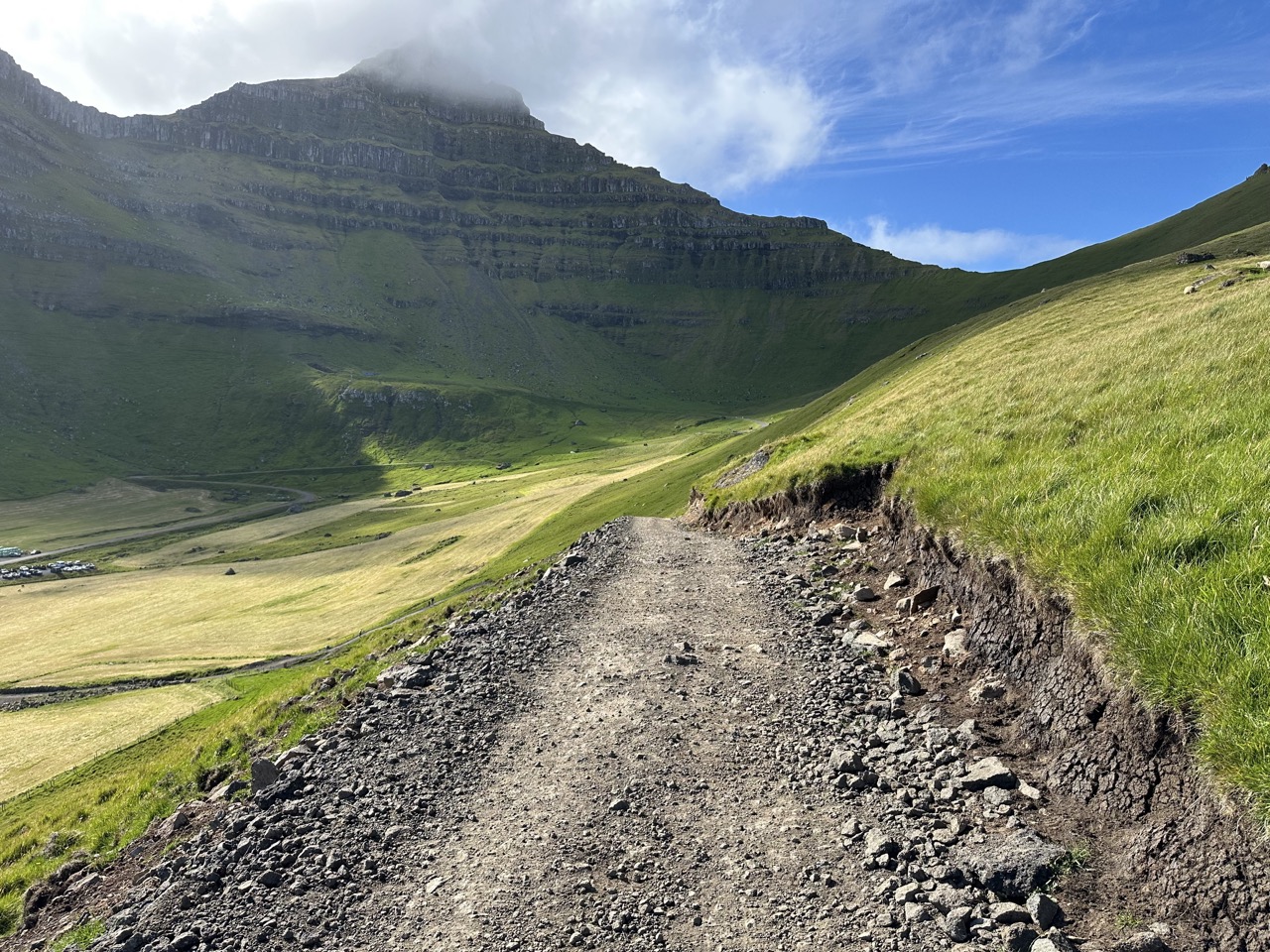 Kallur Lighthouse hike