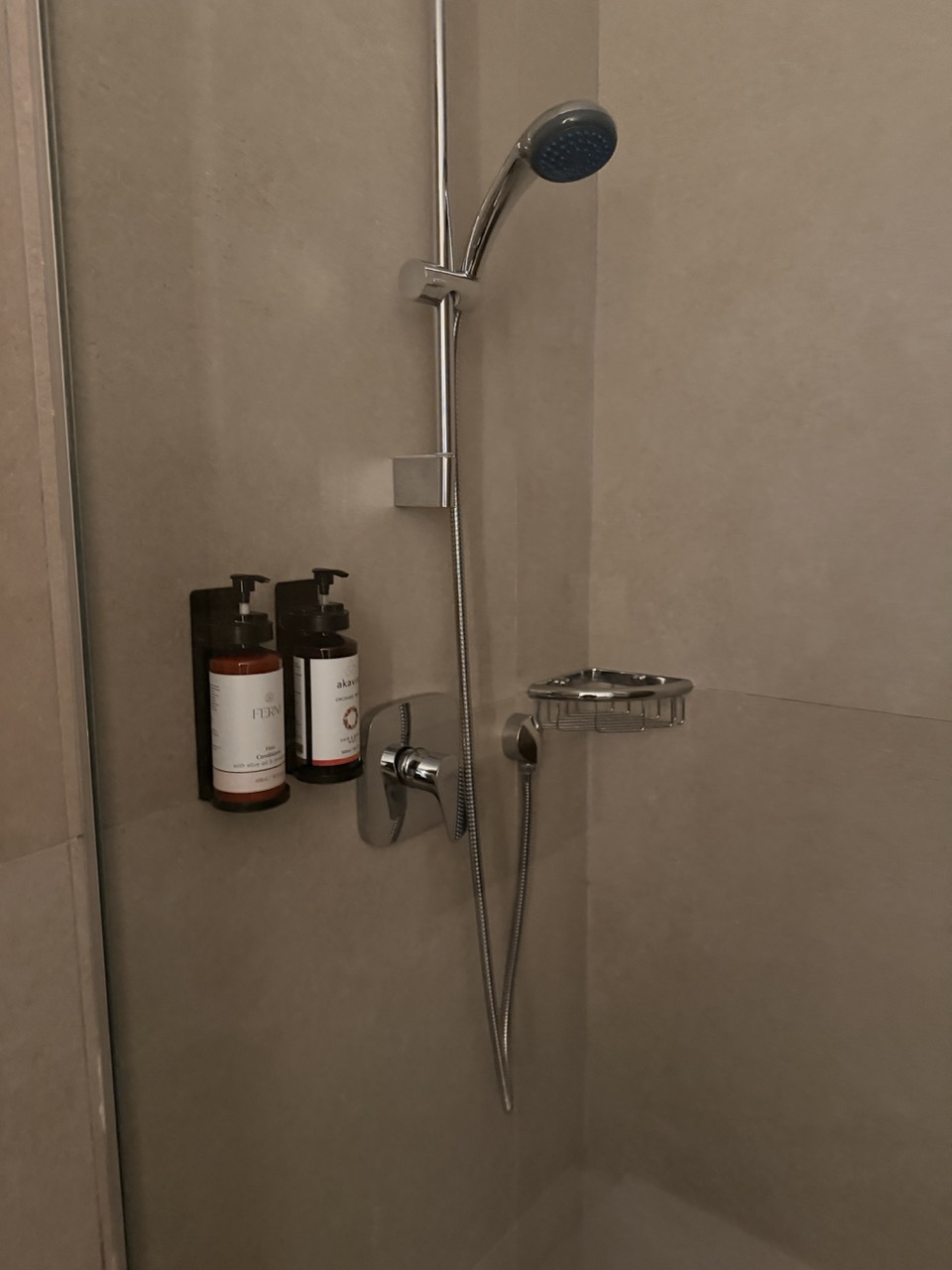 Anemi Hotel review
