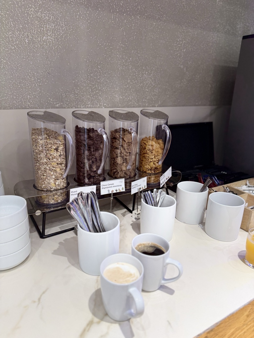 Anemi Hotel review