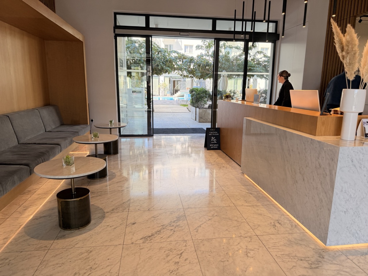 Anemi Hotel review