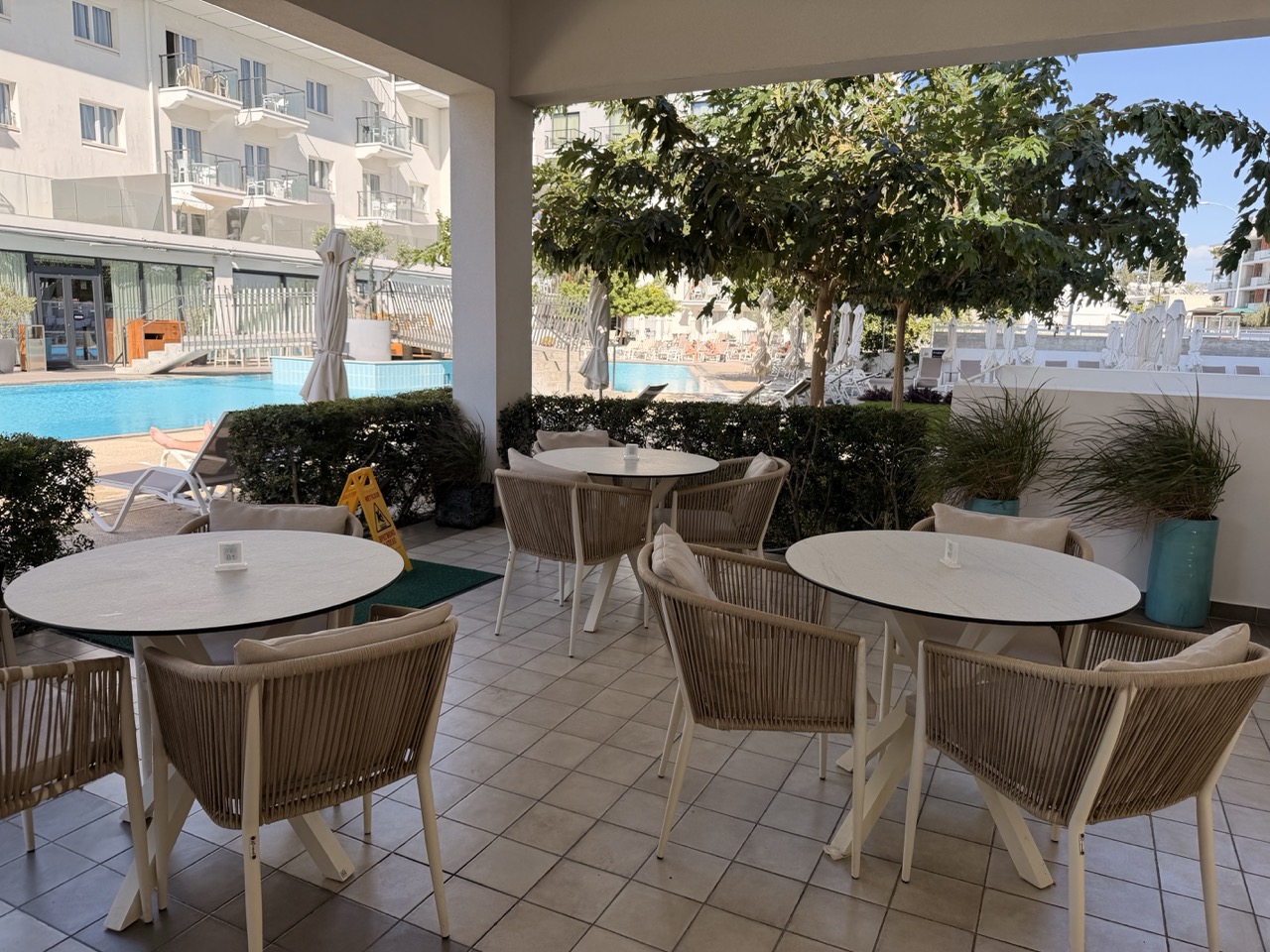 Anemi Hotel review