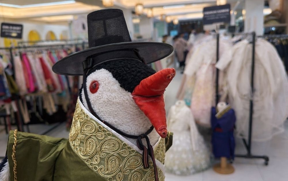 How to book a Hanbok featured