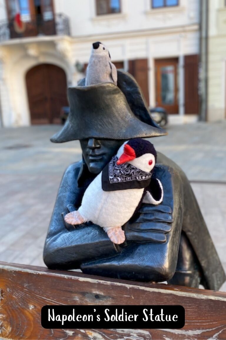Napoleon statue