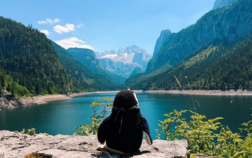 Vorderer Gosausee lake walk featured