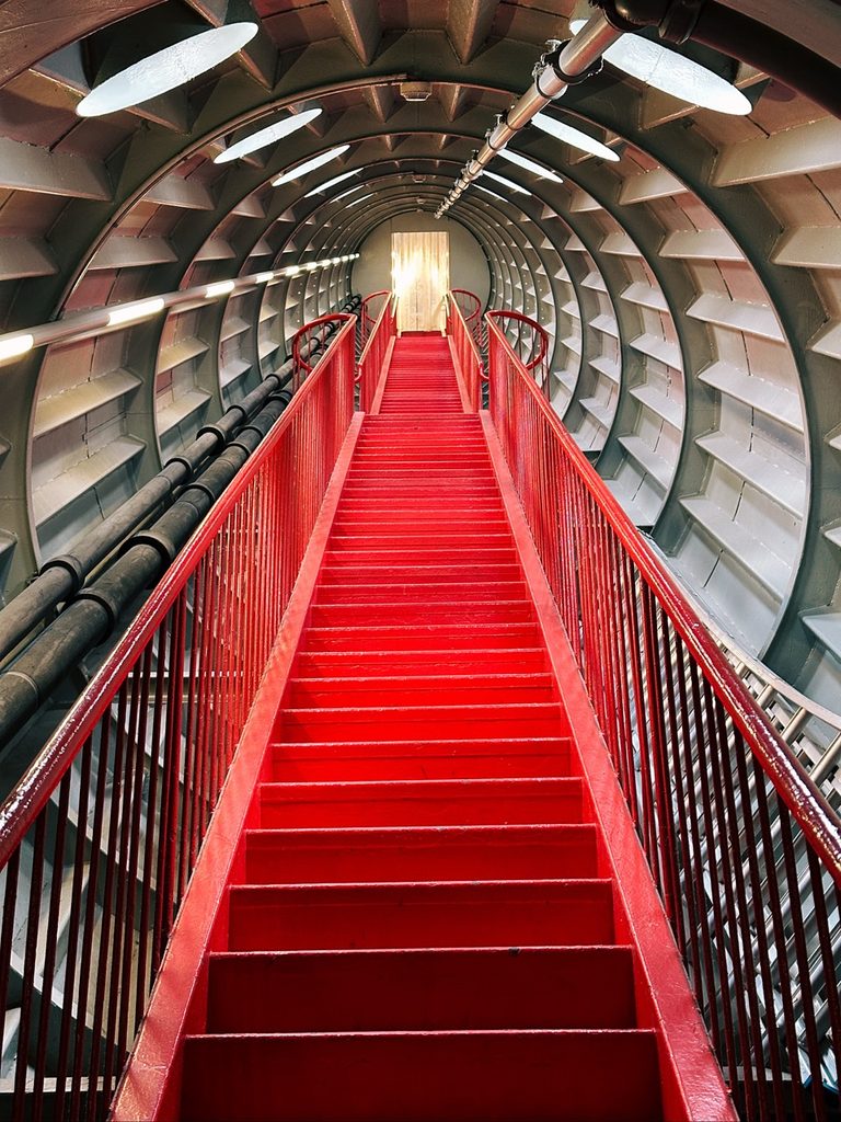 Inside brussels Giant Atom atomium