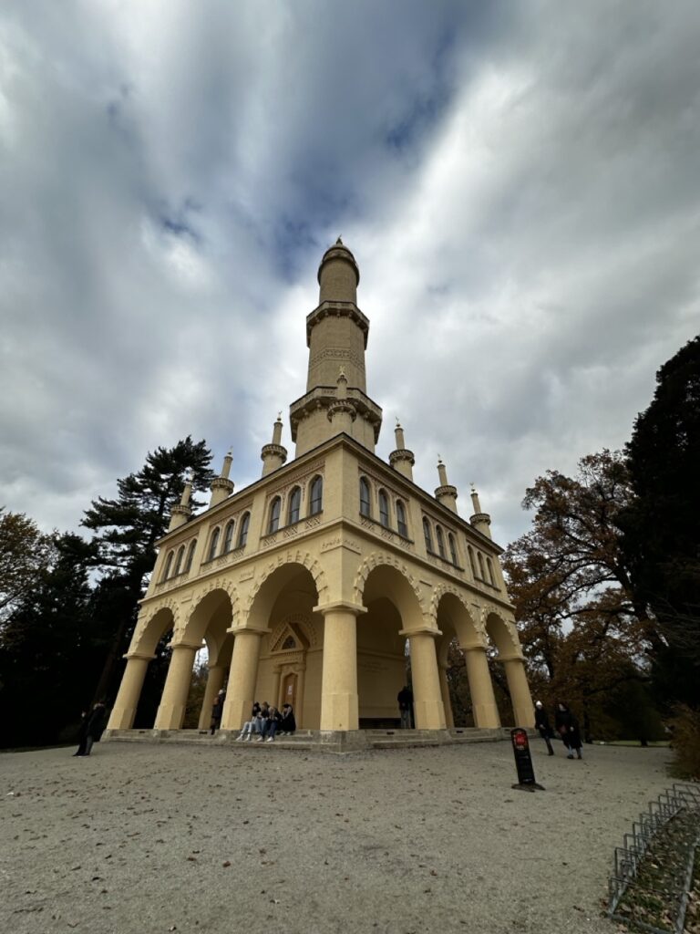 Lednice Castle Travel Guide