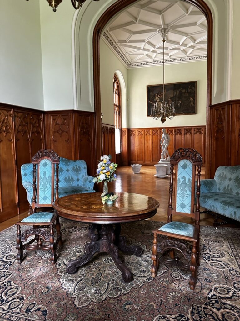 Lednice Castle Travel Guide
