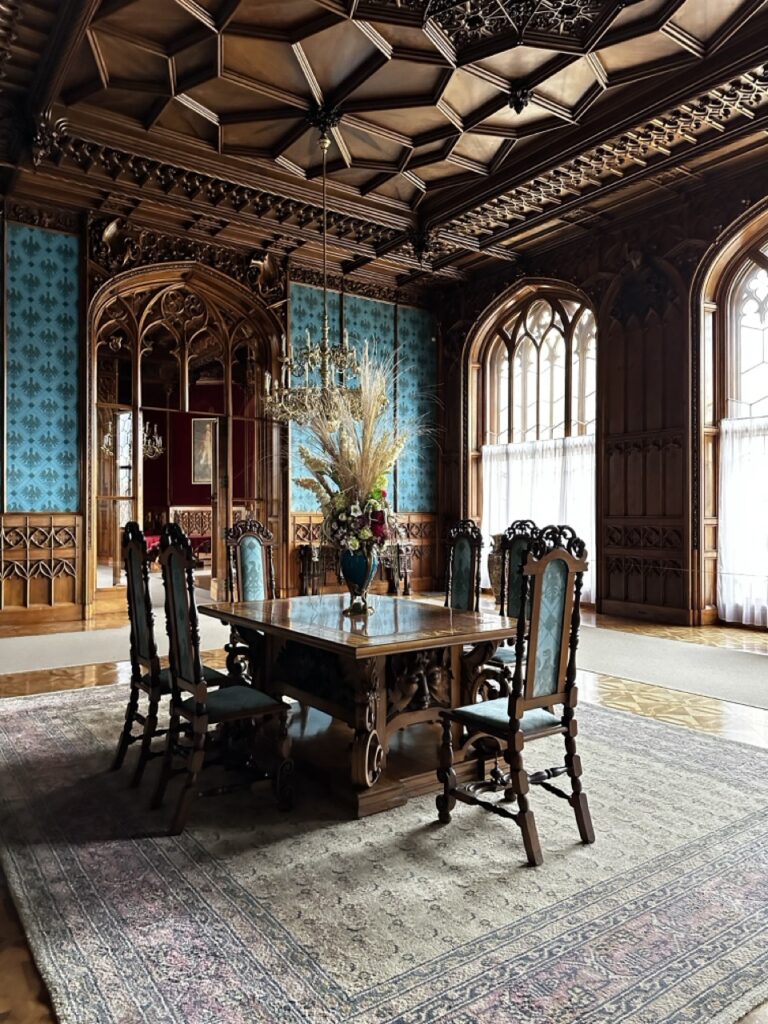 Lednice Castle Travel Guide