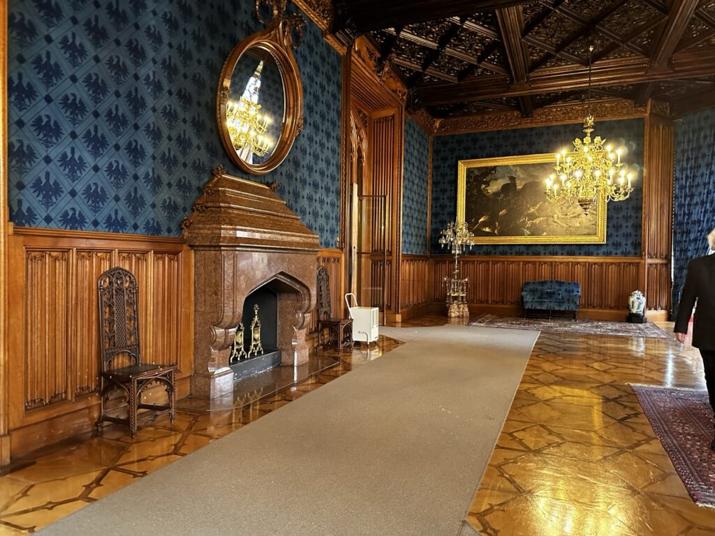 Lednice Castle Travel Guide