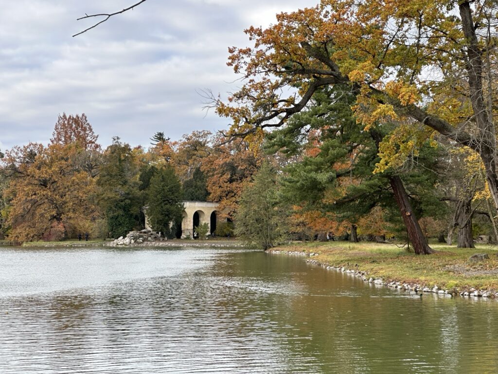 Lednice Castle Travel Guide