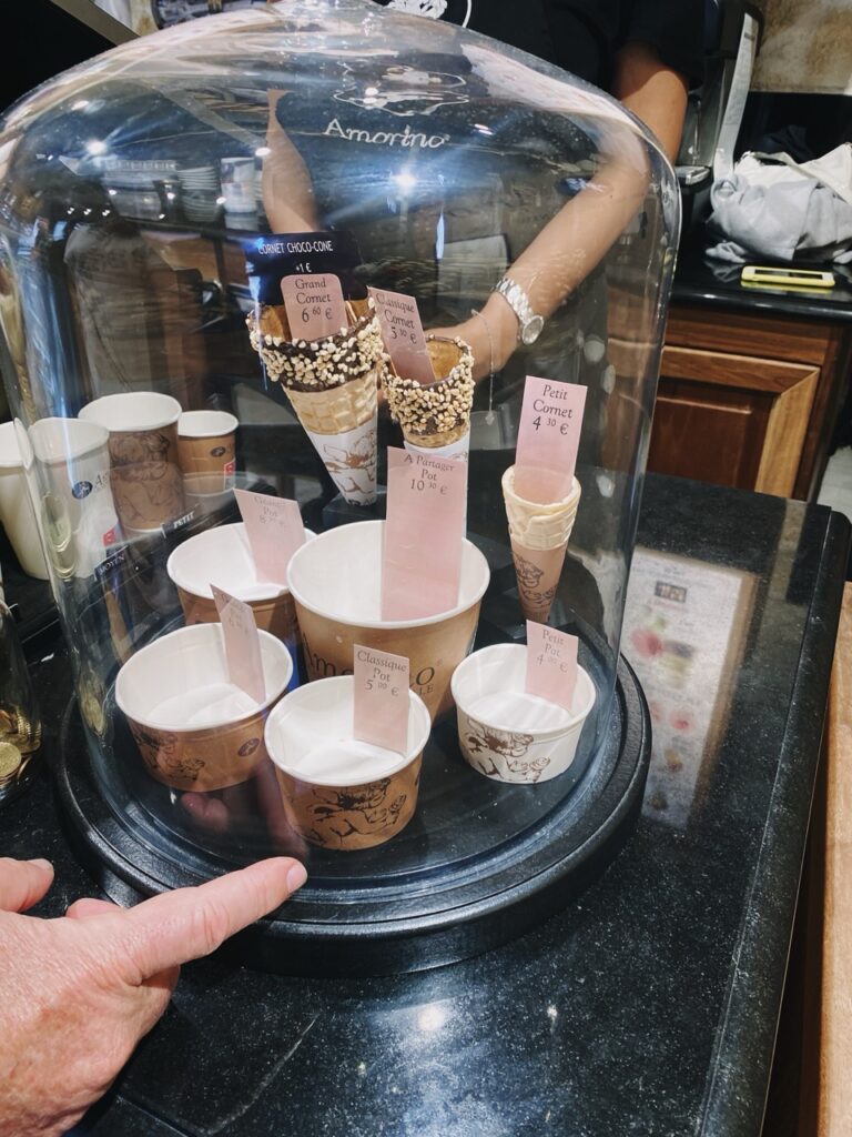 Amonino antibe ice cream
