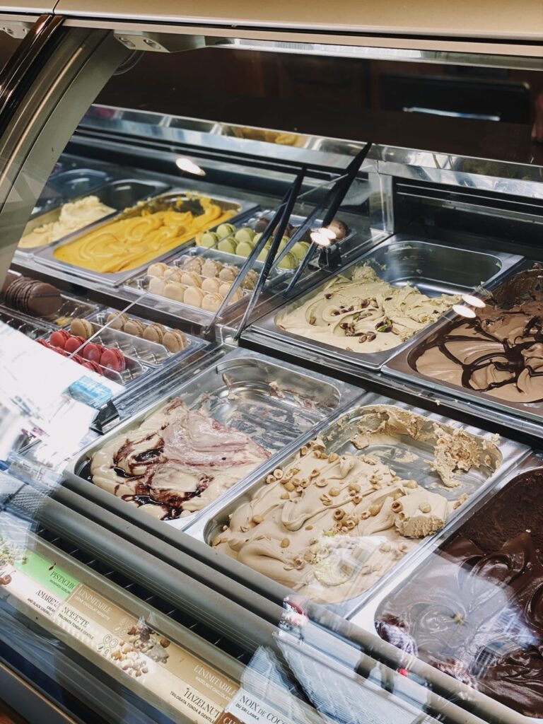 Amonino antibe ice cream