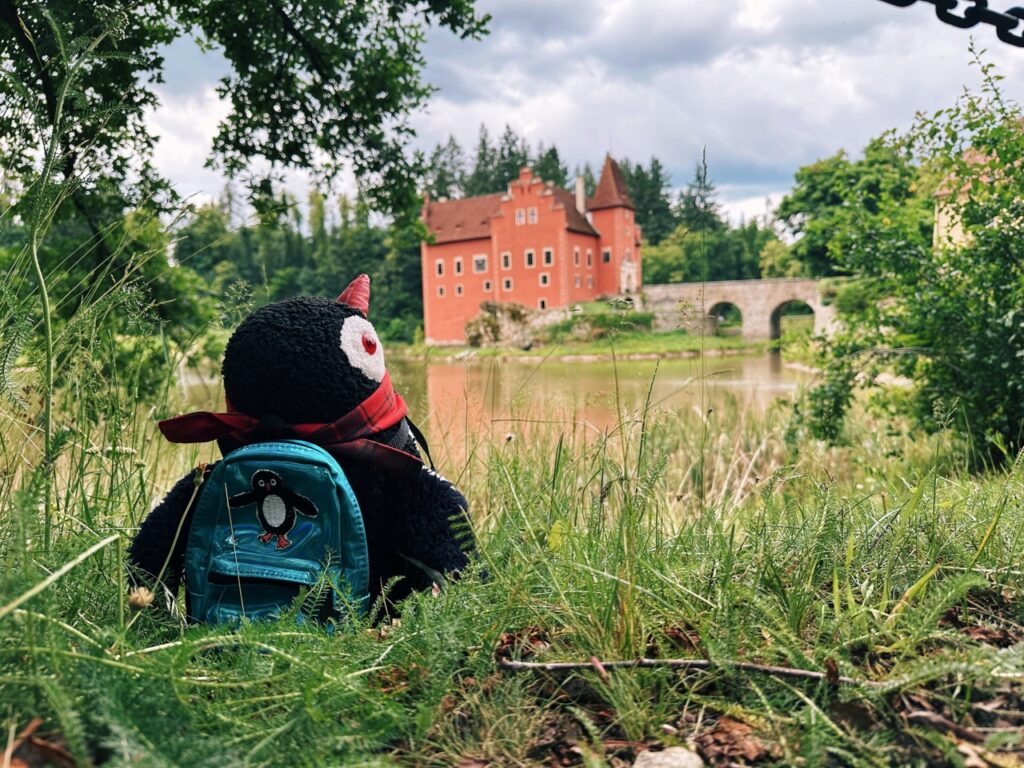 Cervena lhota castle