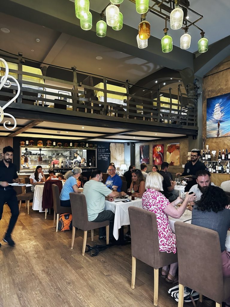 Galeria restaurante funchal