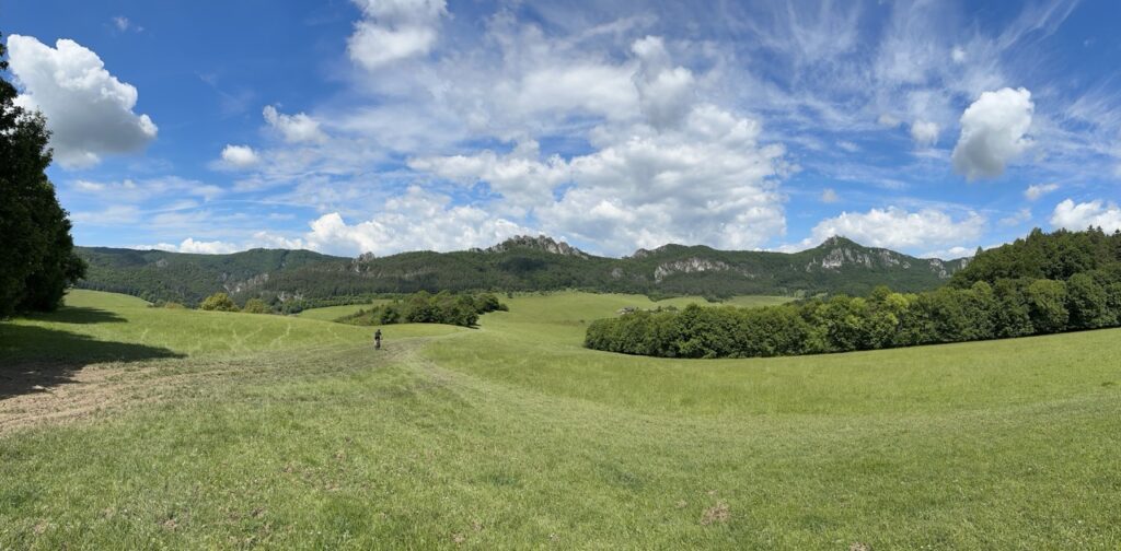 Hiking sulovske Skaly slovakia