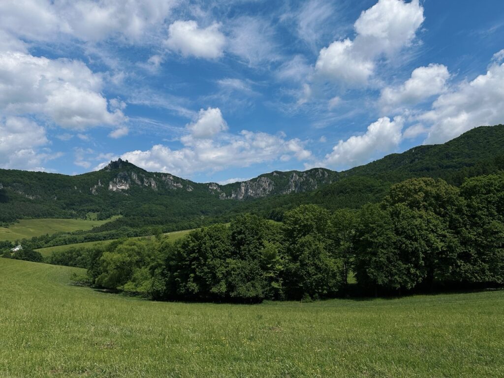 Hiking sulovske Skaly slovakia