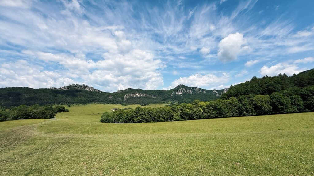 Hiking sulovske Skaly slovakia