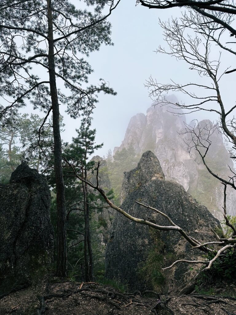 Hiking sulovske Skaly slovakia