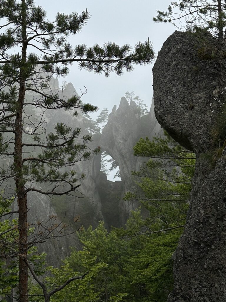 Hiking sulovske Skaly slovakia