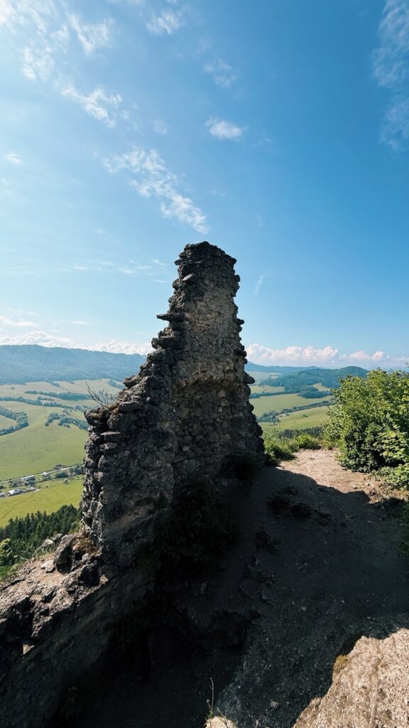 Hiking sulovske Skaly slovakia