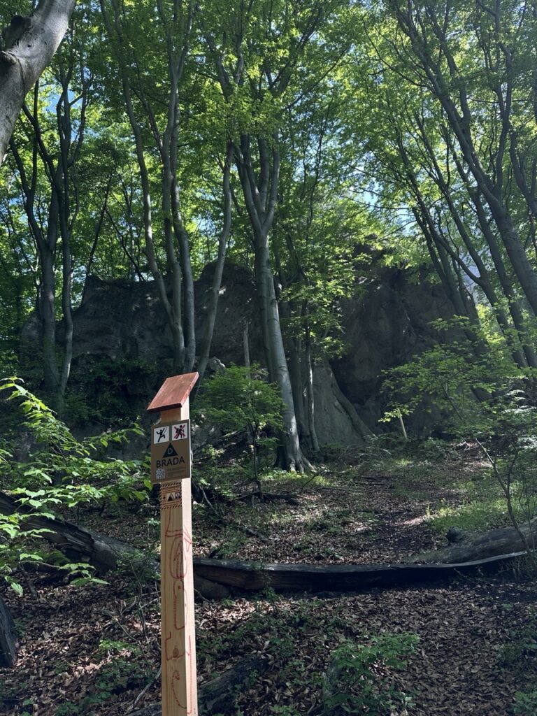 Hiking sulovske Skaly slovakia