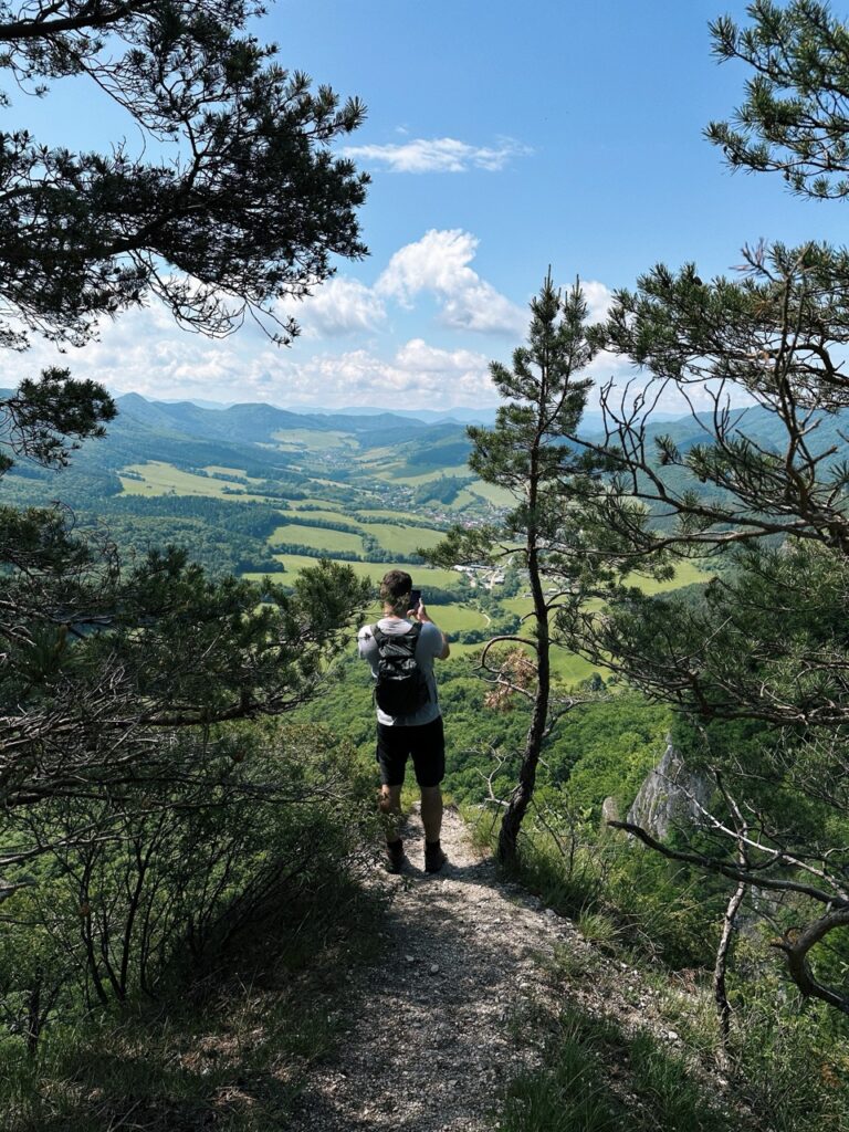 Hiking sulovske Skaly slovakia