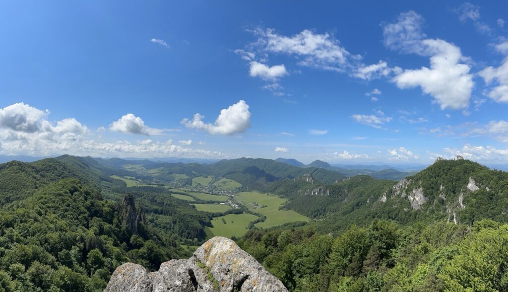 Hiking sulovske Skaly slovakia