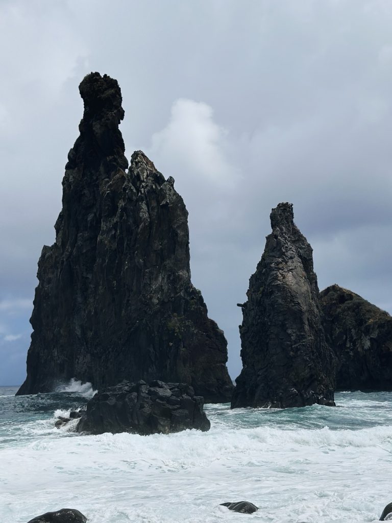 Janela rock formations madeira