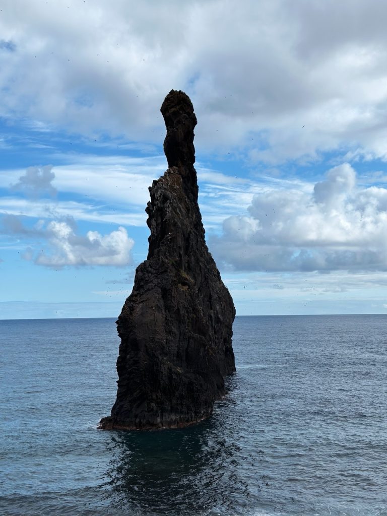 Janela rock formations madeira
