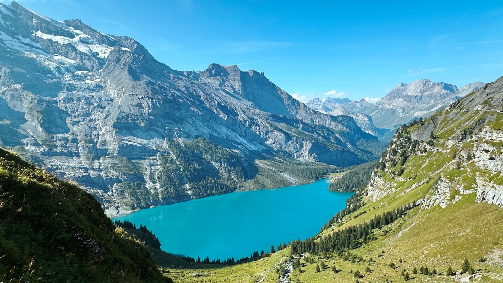 Oeschinen Lake switzerland Hike featured